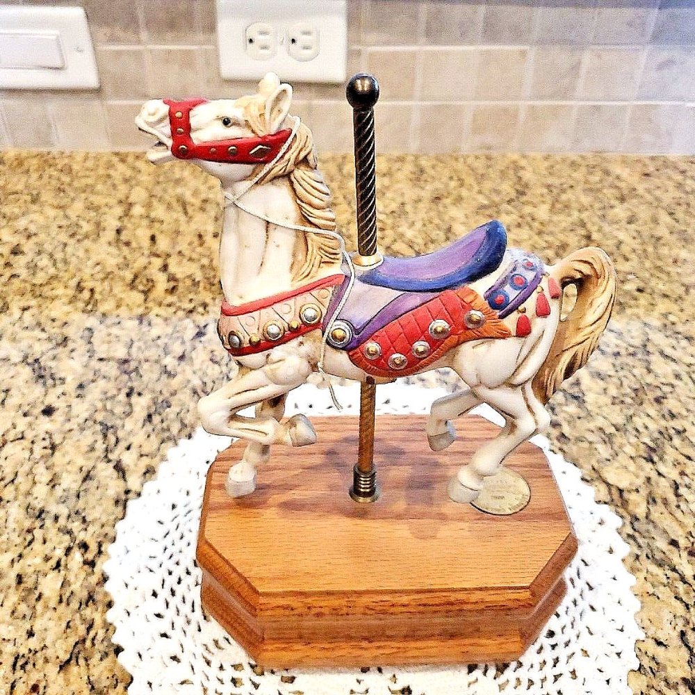 Westland Limited Edition Memory Music Box Ceramic Horse Carousel Collections